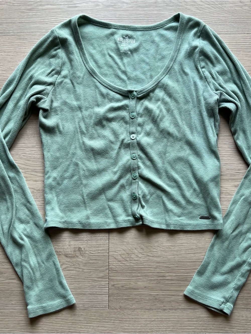 Hollister Sage Green Ribbed Button-Front Long Sleeve Top